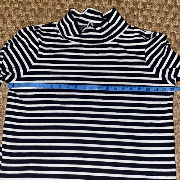J Crew 3/4 Length Sleeve Black and White Stripe Pullover. Sz Small - Picture 1 of 4